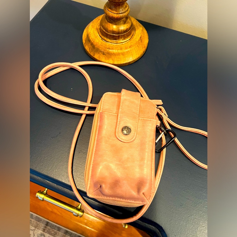 Safekeeper cross body wallet/cell phone purse NWOT